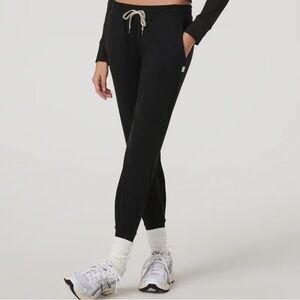 Vuori Black  Performance Jogger Pants with Drawstring